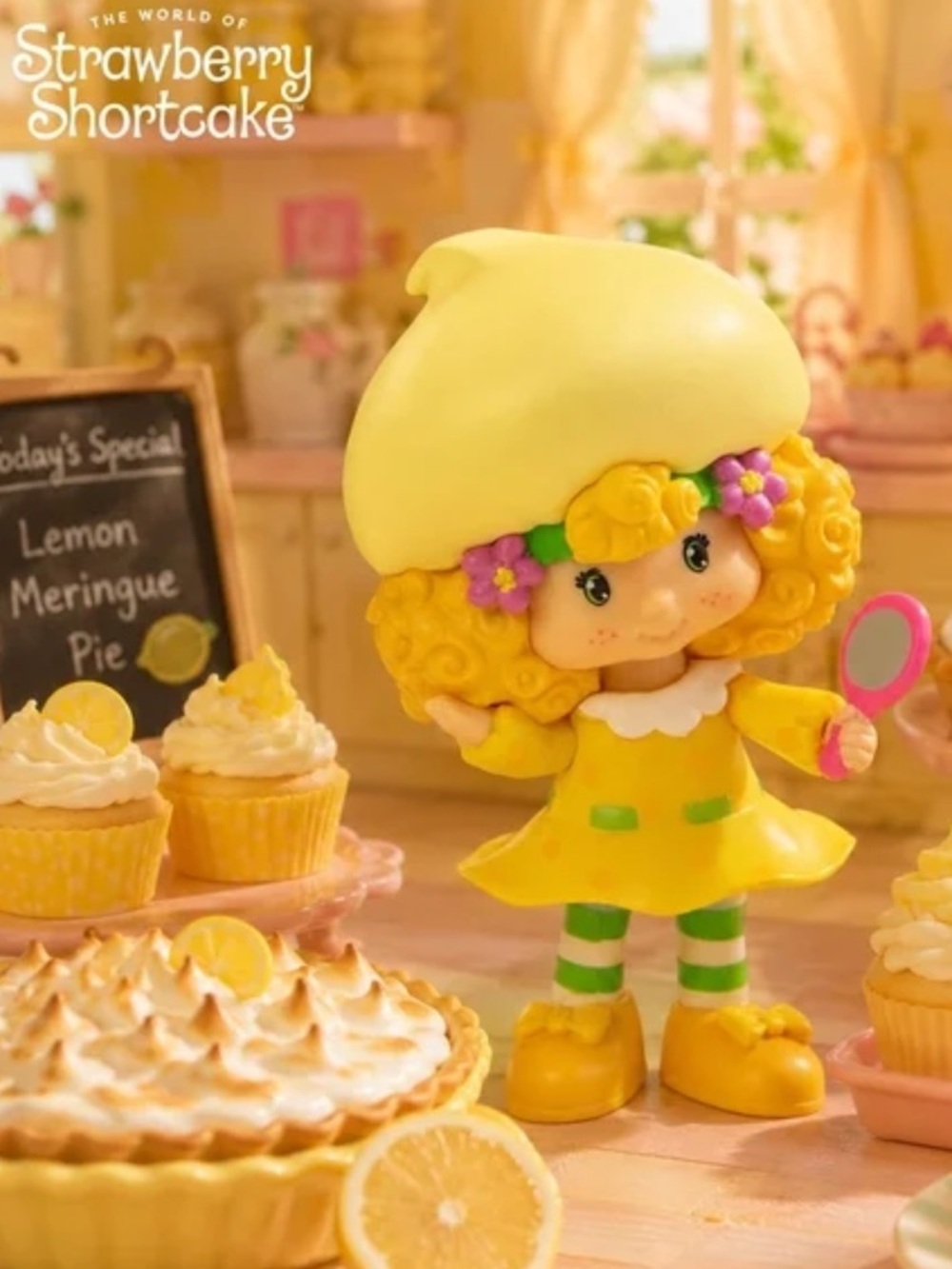 NIB The Loyal Subjects Strawberry Shortcake Lemon Meringue Collectible Figure - Picture 3 of 8